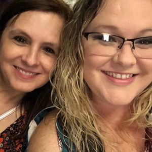 Meet your Posher, Nicole